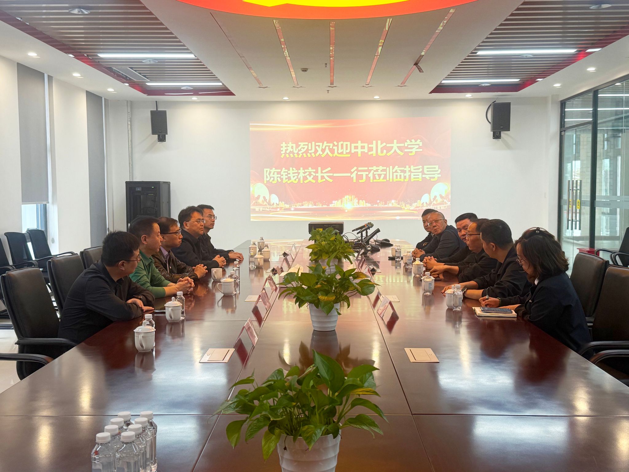 深化校企合作，拓展育人空間——陳錢校長(zhǎng)率隊(duì)赴格力電器(珠海金灣)公司開展訪企拓崗活動(dòng)